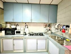 Boundary Road (D19), Terrace #591998241